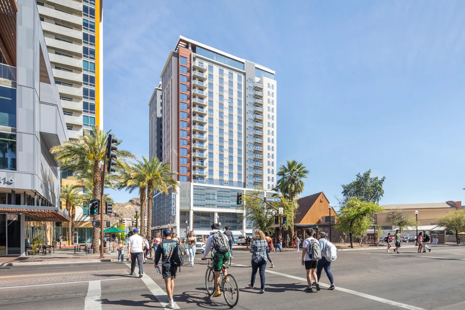 Atmosphere Tempe street view